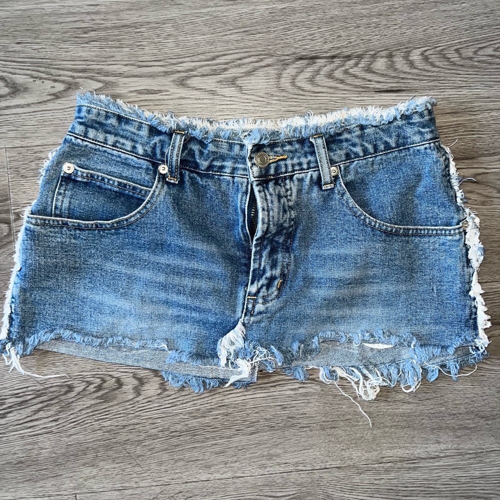 vintage 90s/Y2K denim micro mini skirt!!